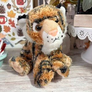 Children’s Plush Tiger Stuffed Animal 2010 Rinco Children 5 Years & Up Sits Up